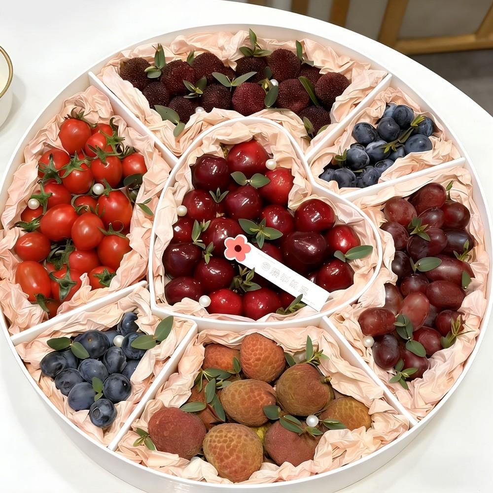 1count Round Fruit Box, Valentine's Day Gift Box for Girlfriend, Sweet Candy Chocolate Holiday Gift Box, Perfect Present for Special Occasions