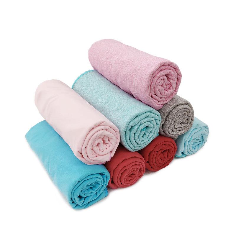Double-sided velvet quick-drying sports towel sweat-absorbing beach towel made of microfiber