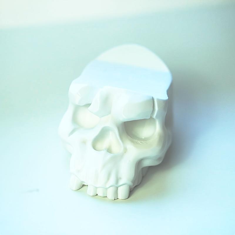 1PC Stylish Controller Display Stand for PS5, Console & Controller Base Holder, Desktop Organizer & Home Decor Accessory (Controller & Console Not Included)