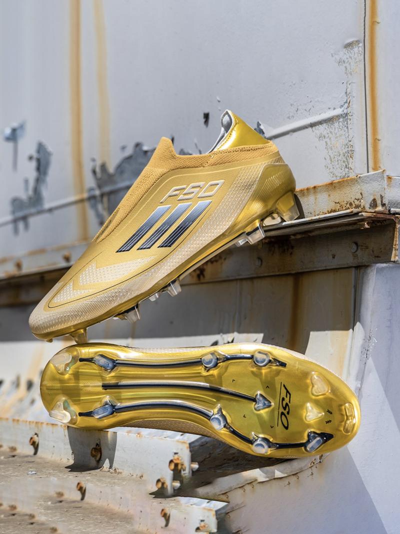 Competition Ready Mens Football Shoes Anti Slip AG Long Studs Professional Soccer Boots Breathable Design for Outdoor Training Turf Enhanced Grip Cleats