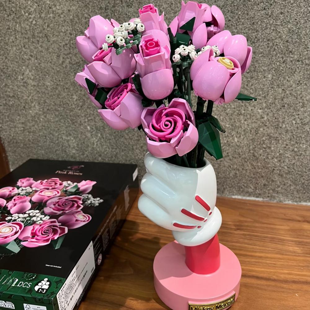 Flower Building Blocks Rose Bouquet Building Kit Artificial Flowers Building Set Botanical Collection Building Blocks Home Decor Flower Brick Set 822PCS Pink Roses Bouquet Building Blocks Set Valentine's Day Gift, Mother's Day Gift, Birthday Gift for Her,