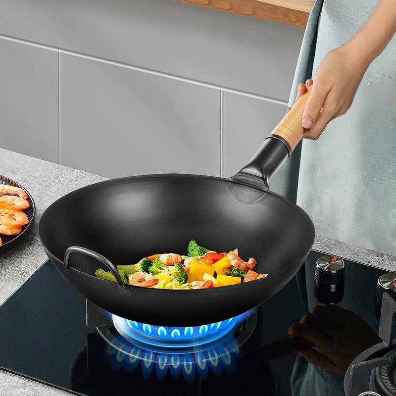 Wooden Handle Iron Wok-Non Stick, Multi-purpose Kitchen Flat Bottomed Pan, Suitable For Gas Stove And Induction Cooker Cooking, Black Finish, Perfect For Deep Frying, Stir Frying, And Cooking