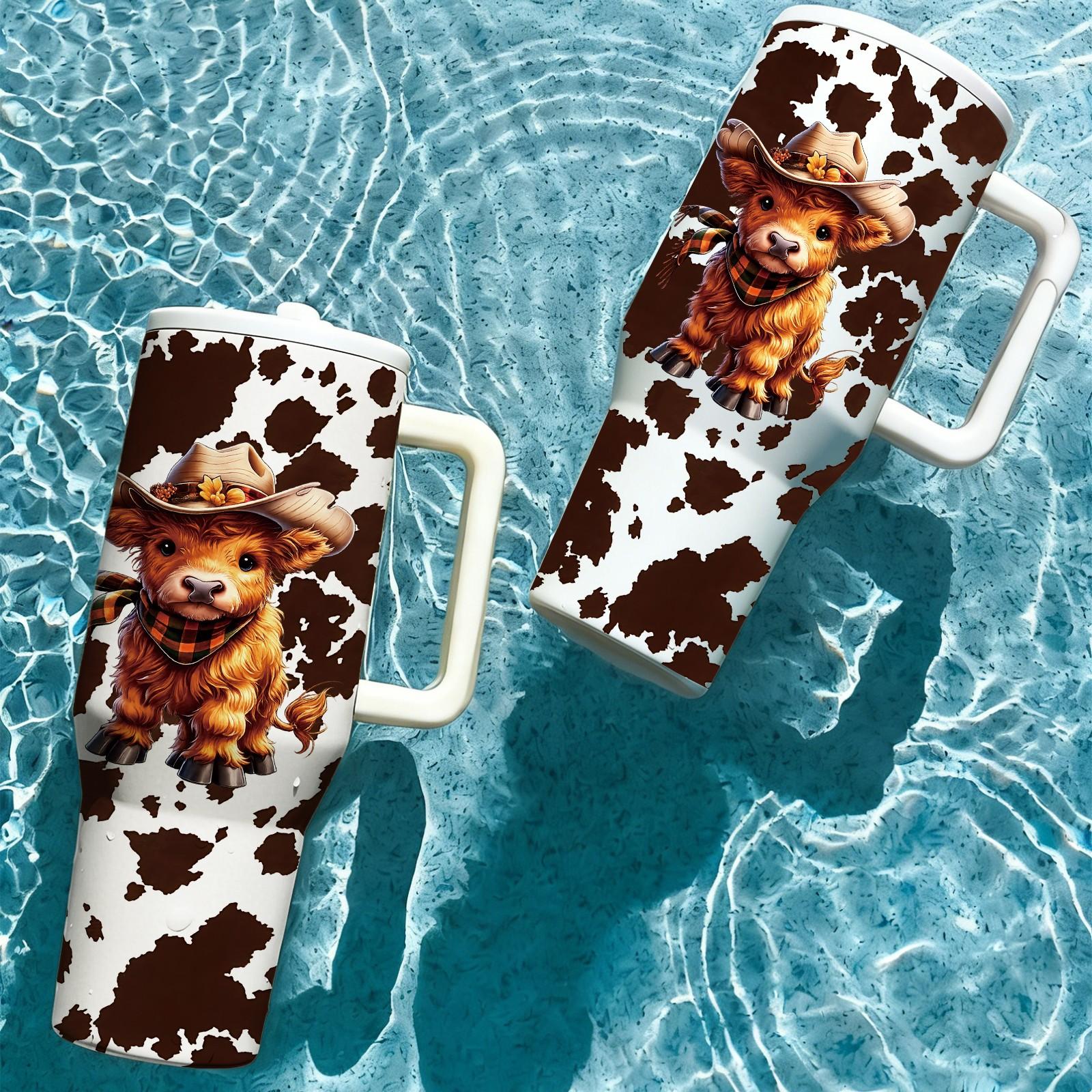 40oz Farm Style Car Travel Mug with Handle, Cute Highland Cow Design, Cow Print Pattern, Large Capacity Tumbler for Hot & Cold Drinks, Fits Car Cup Holder, Leak Resistant Lid, Western Country Gift for Women Men, Road Trip Coffee Cup