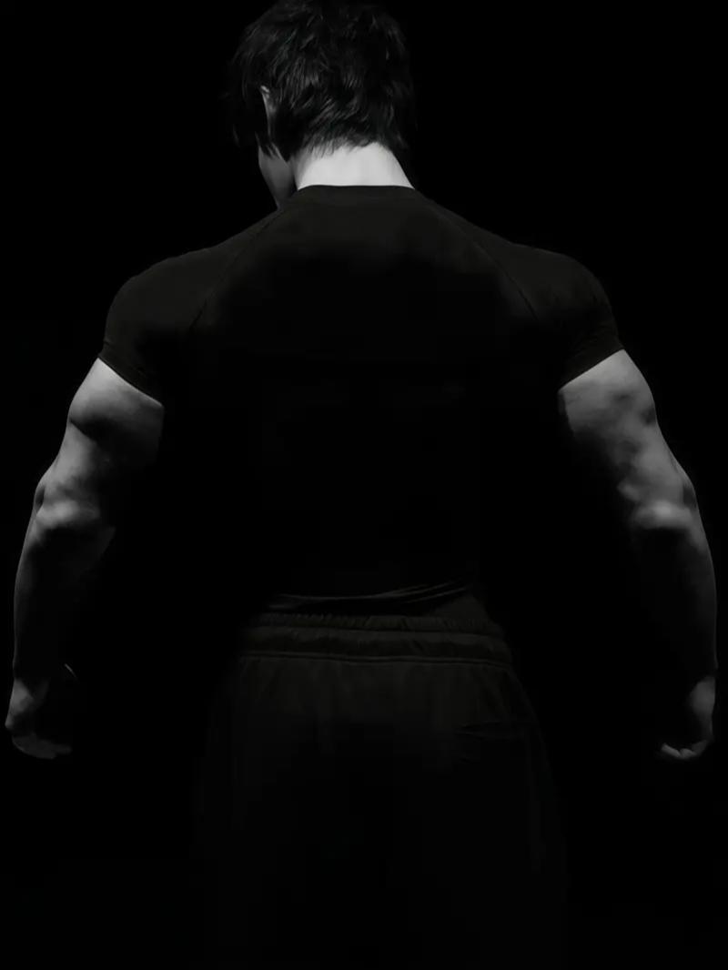 2pcs Men's Gothic Gym T-Shirts - Wing Print, Anti-Slip Seams for Intense Training, Stretch Fabric, Slim Fit, Black & White, Polyester Blend Workout Tops for Fitness, Bodybuilding & Streetwear 2pcs Men's Gothic Gym T-Shirts - Wing Print, Anti-Slip Seams for Intense Training, Stretch Fabric, Slim Fit, Black & White, Polyester Blend Workout Tops for Fitness, Bodybuilding & Streetwear