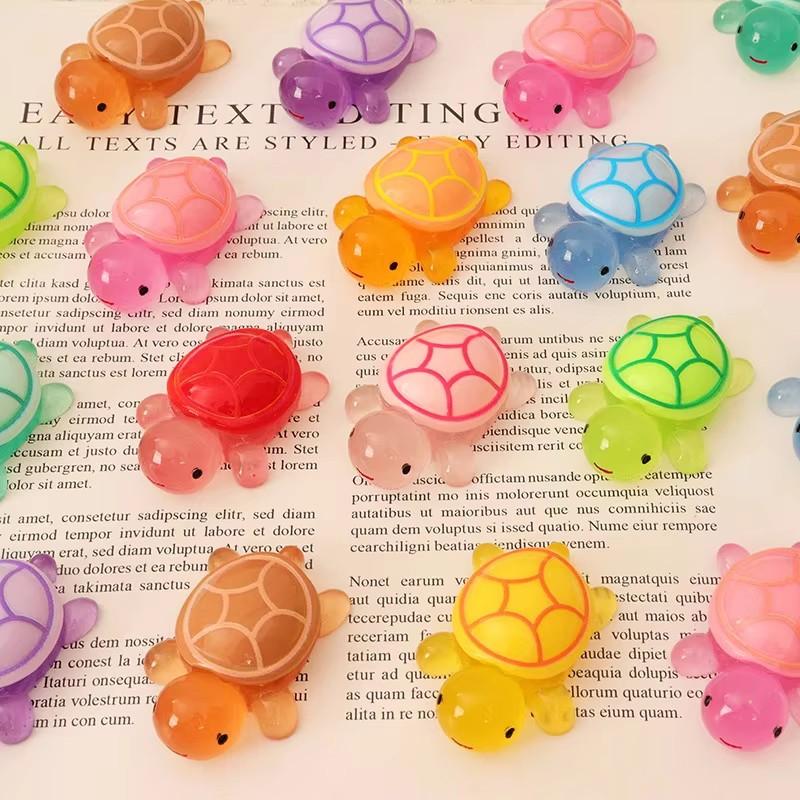 Glow-In-The-Dark Mini Turtle Figurine, Animal Figurines, Animal Decorative Figurines, Resin Craft, DIY Decor, Party Gift, Aquarium Ornament, Garden Decoration, Mixed Color