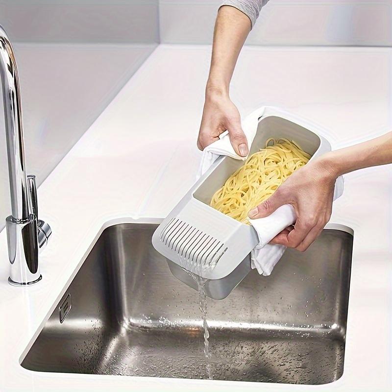 Microwave Pasta Cooker 4-Person Set, No Boiling Water Needed, Non-Stick Design, Easy Clean, Durable Food-Grade Plastic, Space-Saving Kitchen Tool