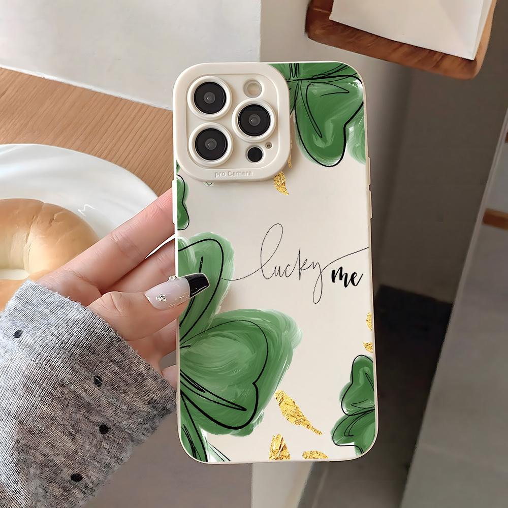 A Lively Green Irish Clover Pattern on a Creamy White Background, Suitable for Iphone 17, 16E, 16, 15, 14, 13, 12, 11 Mini Pro Max Air X XR XSMAX 8 7 Plus. This Is a Shockproof Matte Back Cover, a Smartphone Case for Everyday Use