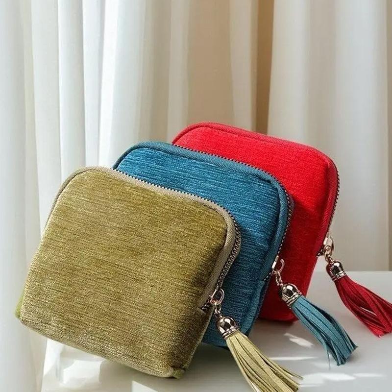 💅 Effortless Travel | Mini Flannel Jewelry Carrying Case | Weekend Getaway Packing Essential