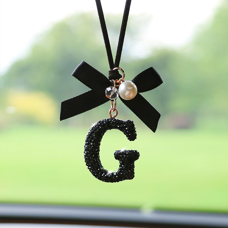 Fashion Bow Car Pendant, Letter Design Rearview Mirror Decoration, Perfect Gift for Holidays & Birthdays, Elegant Auto Accessory, Girly Car Accessories