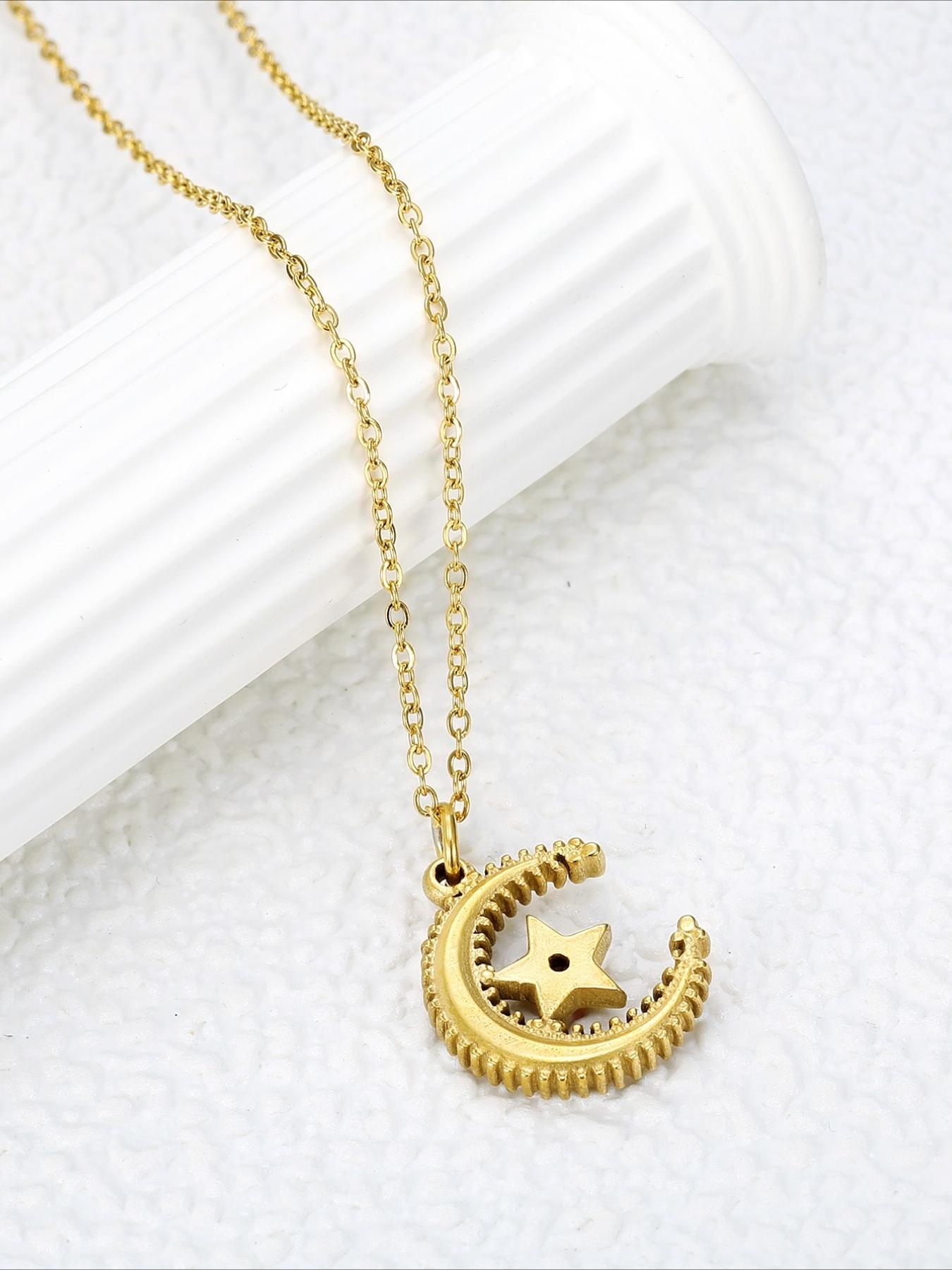 Vintage Relief Star Moon Inlaid Zircon Pendant Necklace Made of Stainless Steel Material, Mysterious and High-end Accessory