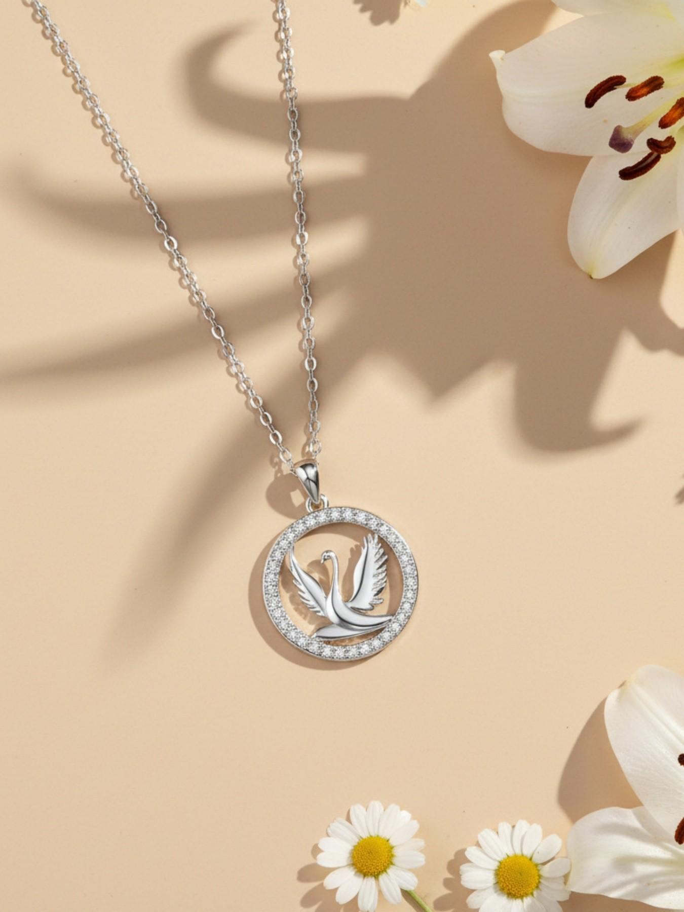 Necklace • Swan Wing Exquisite & high-end swan gemstone necklace.Comes with a greeting card for your daughter.Perfect birthday gift for her and ideal mysterious festive gift.