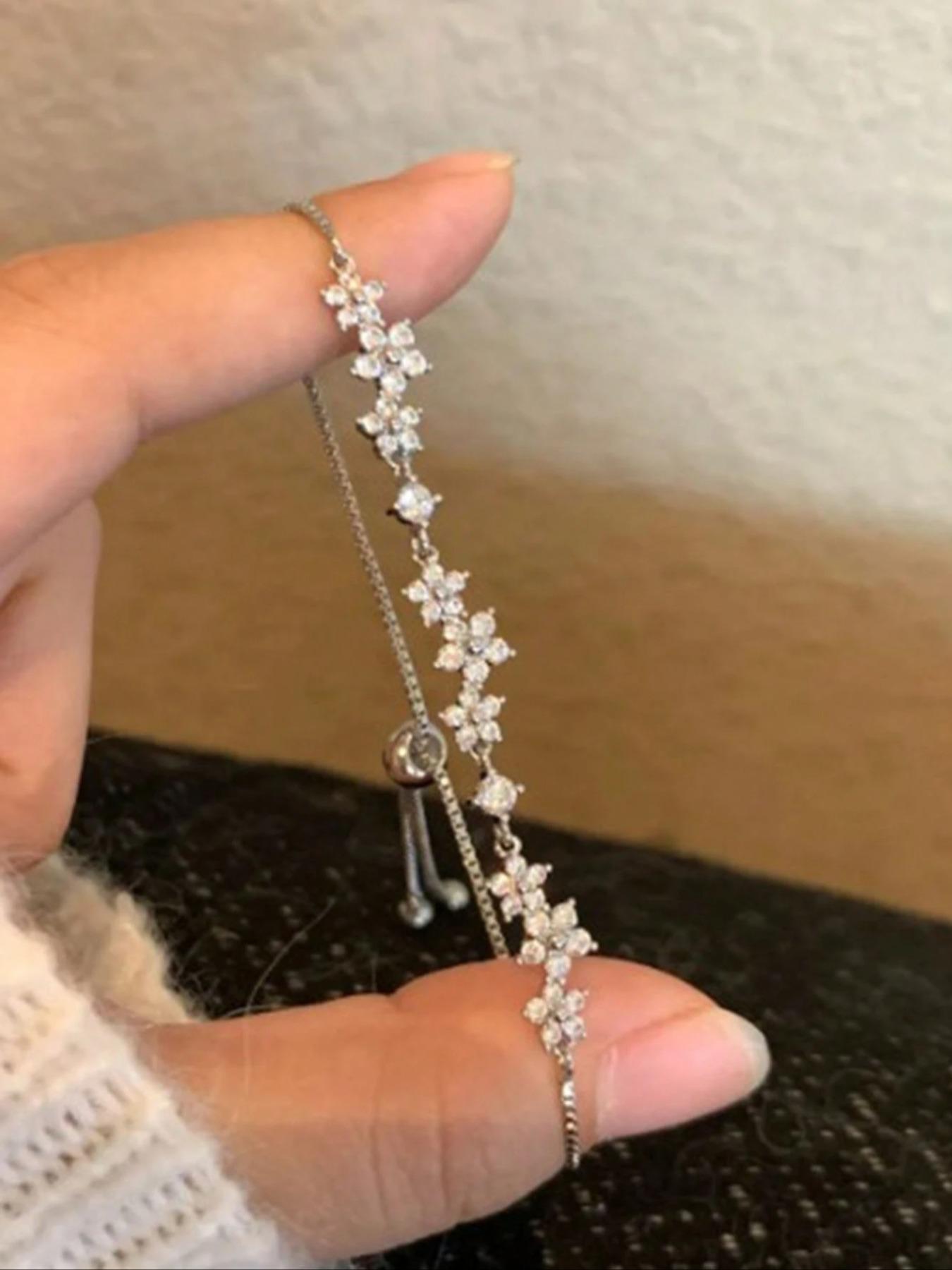 Elegant Adjustable Zircon Flower Bracelet for Women, Casual Style, Perfect for Daily Wear and Holiday Gifts