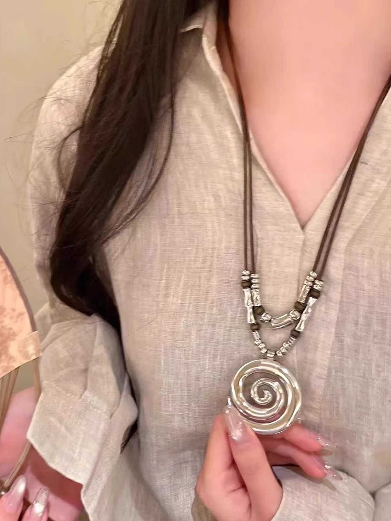 Bohemian Style Ethnic Pattern Dress, Women's Fashion Long Sleeve Maxi Dress, Casual Loose Fit Summer Dress, Boho Chic Clothing, Necklace