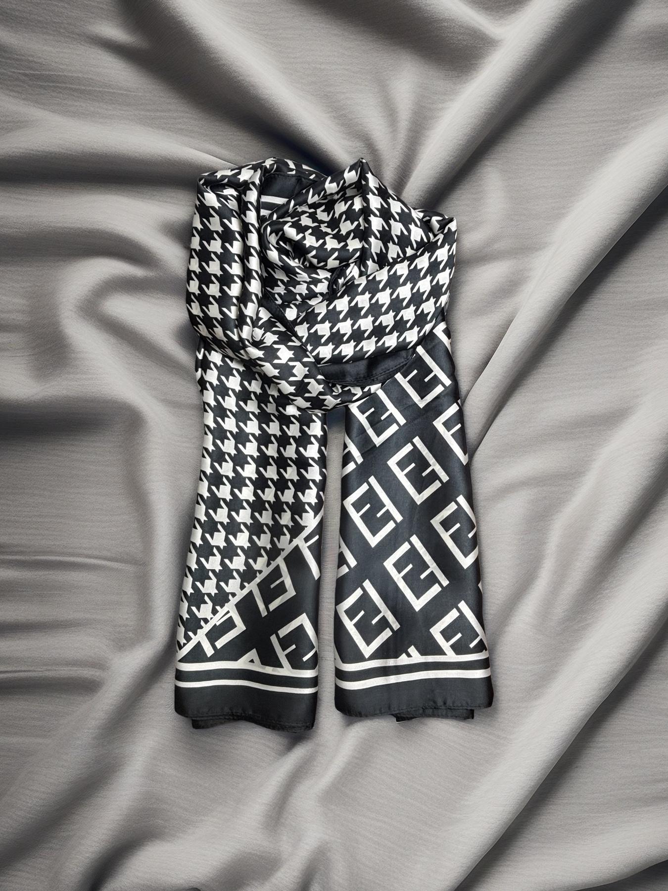 Women's Silk Texture Scarf, Lightweight Multi-Purpose Sun Protection Shawl, Perfect for Beach and Travel, Fashionable Versatile Accessory