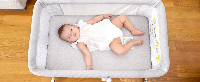 3 in 1 Bassinet Bedside Sleeper, Bedside Crib with Wheels, Mosquito Net, Mattress, 6 Height Adjustable Baby Bed for Infant Newborn (Grey)