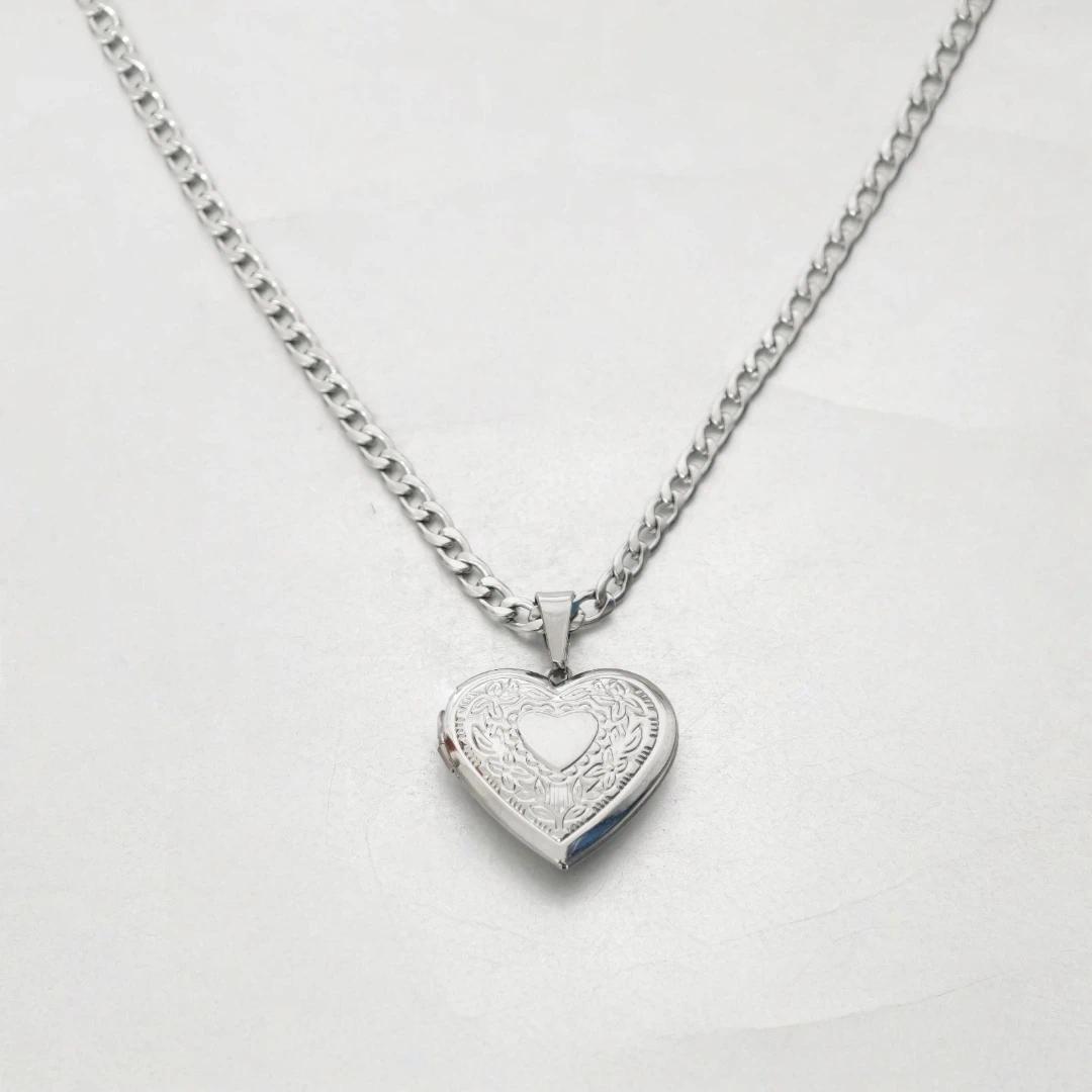 Romantic Heart Locket Pendant Openable Female Silver Color Stainless Steel Photo Frame Charm Necklace for Women Men Jewelry Gift