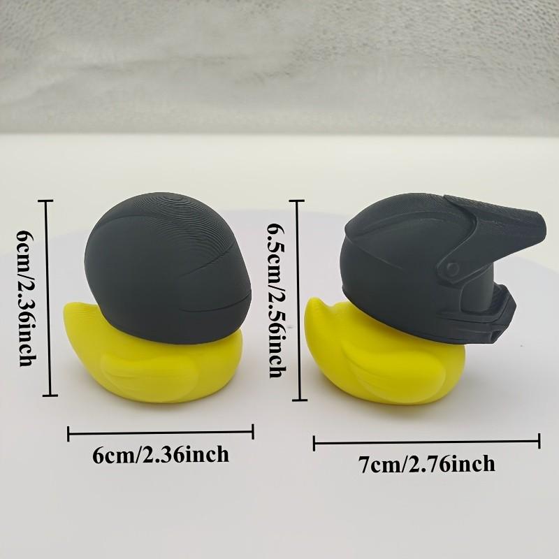 Mini Creative Desk Decoration Duck Figure with Helmet, Perfect for Living Room, Office, All Occasions, Ideal Gift, Made of Plastic