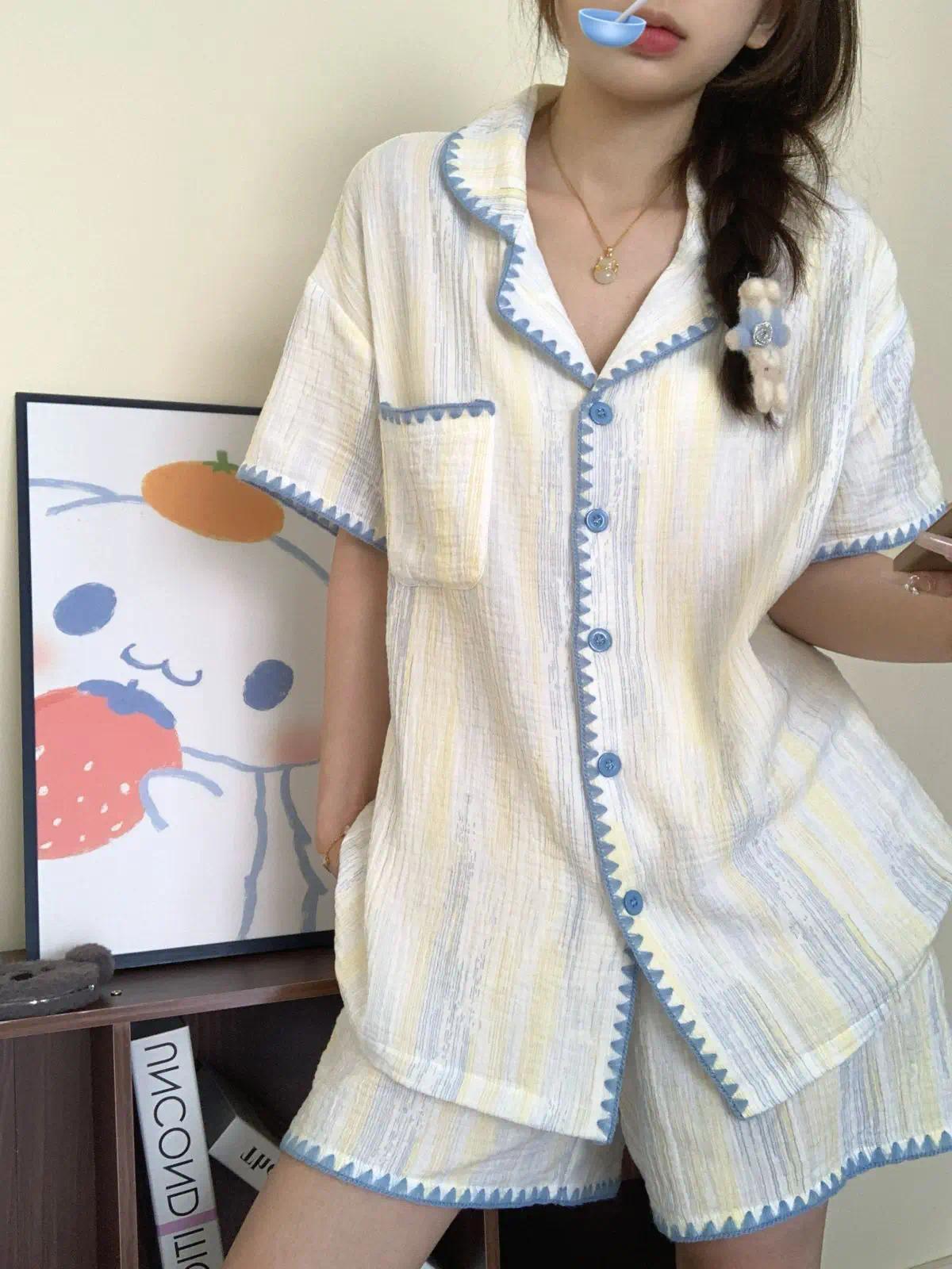 Cute Summer Color-Block Checkered Pajamas for Women: Short-Sleeve Set, Sweet Loungewear Two-Piece Set, Women's Summer Clothing