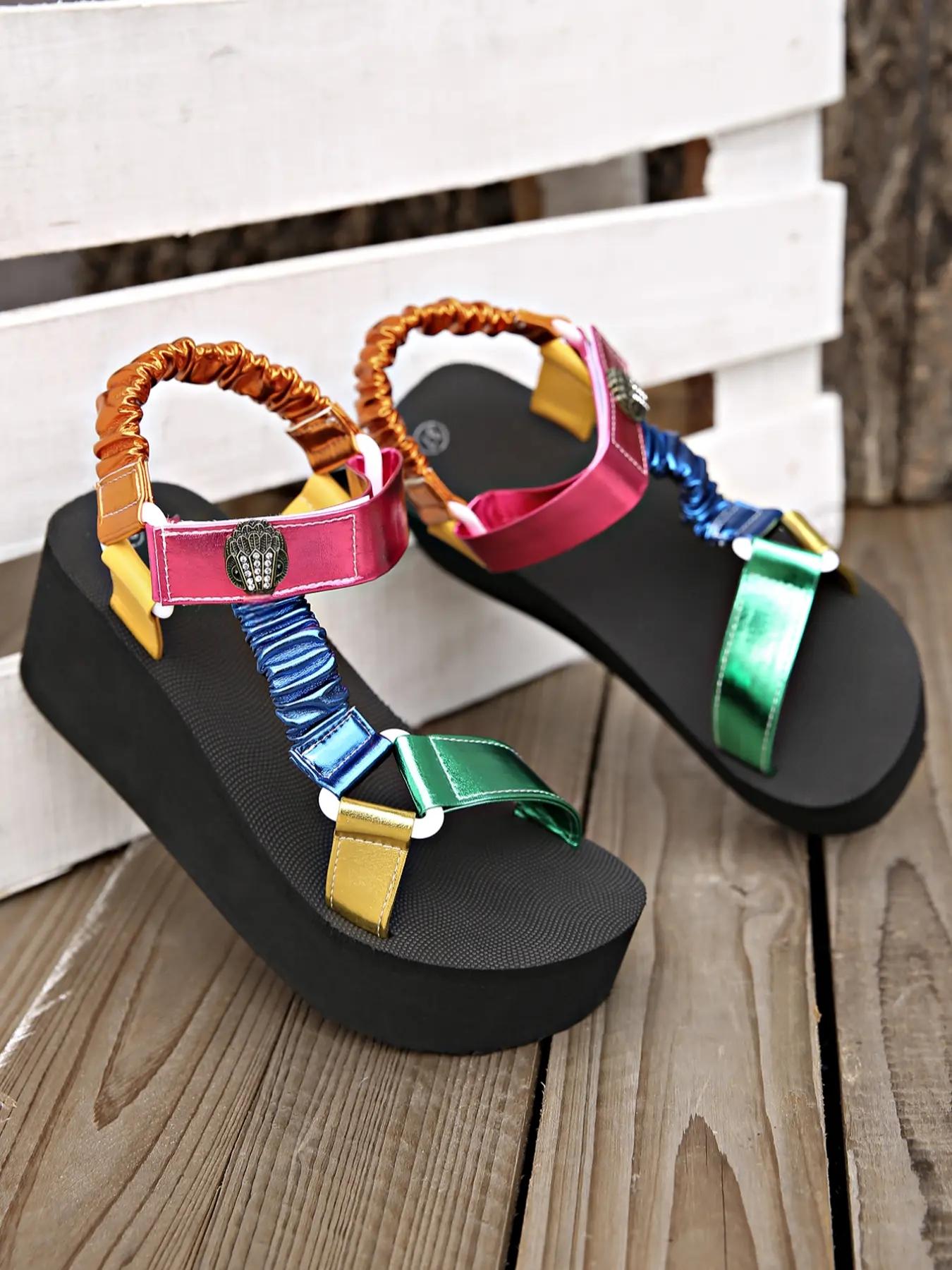 Women's summer bright fashion thick-soled Open Toe Platform sandals with a metal buckle, bright color splicing, outdoor Roman shoes, light and comfortable, hollow breathable beach shoes.