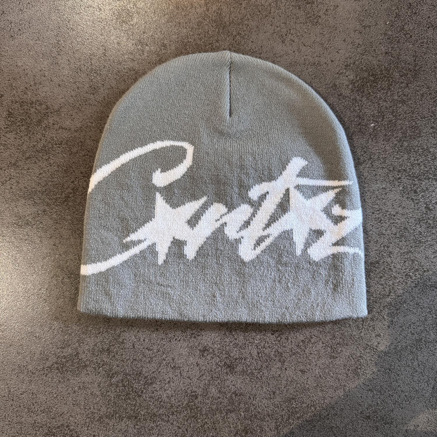 Graffiti Star Knit Beanie - Y2K Streetwear Cuffed Skullcap, Soft Warm Winter Hat for Men & Women, Hip-Hop Style, Multiple Colors
