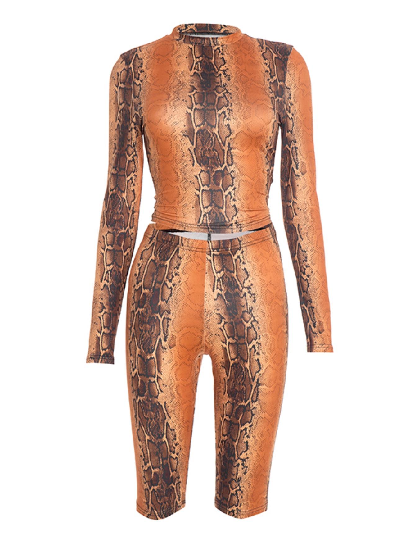 Women's Fashion Snake Print Long Sleeve Fitted Cropped Top + Trendy Seven-Quarter Pants Two-Piece Set, Comfortable Casual for Spring & Fall