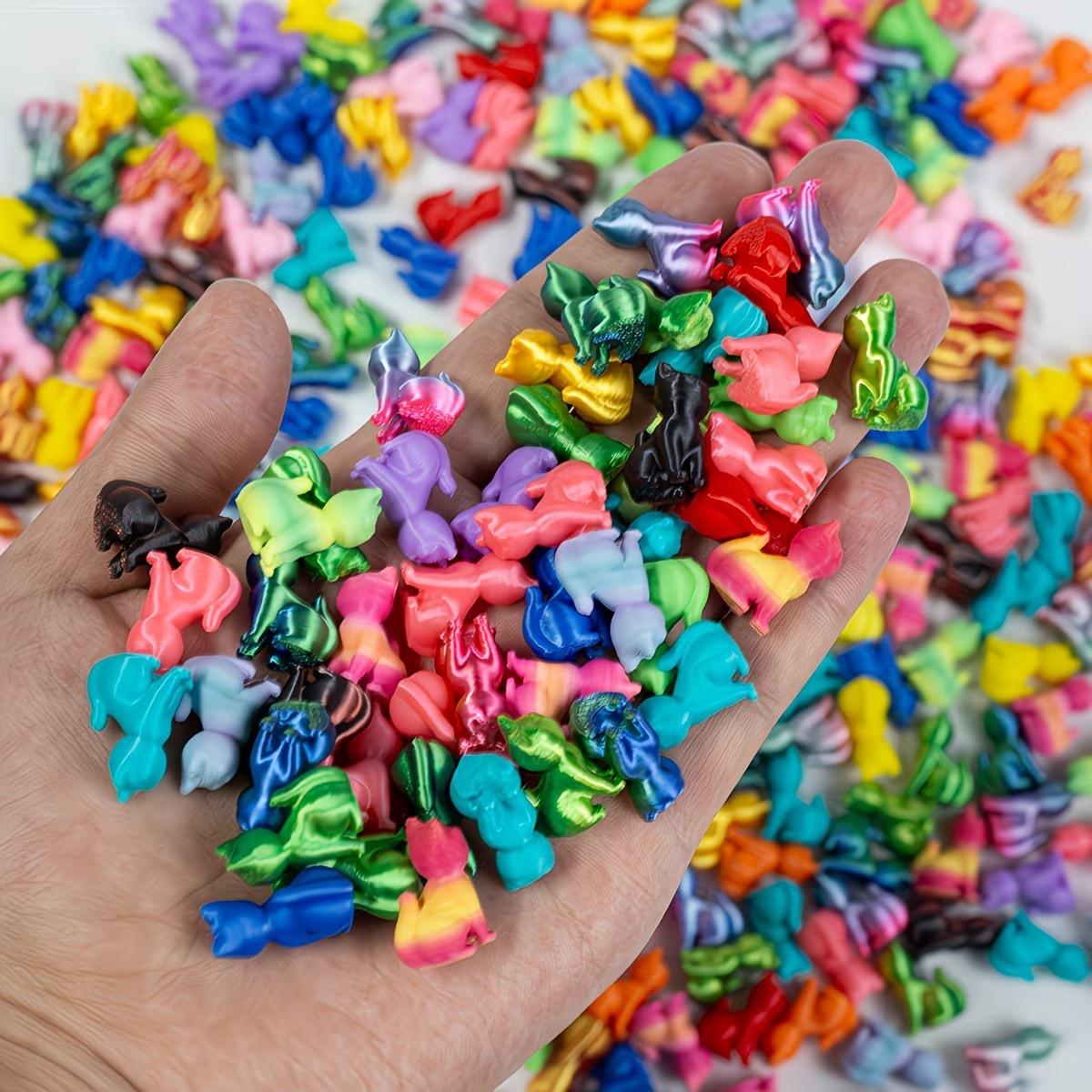 3D Printed Mini Cat Statue, Adorable Room and Bathroom Decor, Perfect Gift for Cat Lovers, Halloween and Christmas Home Decoration