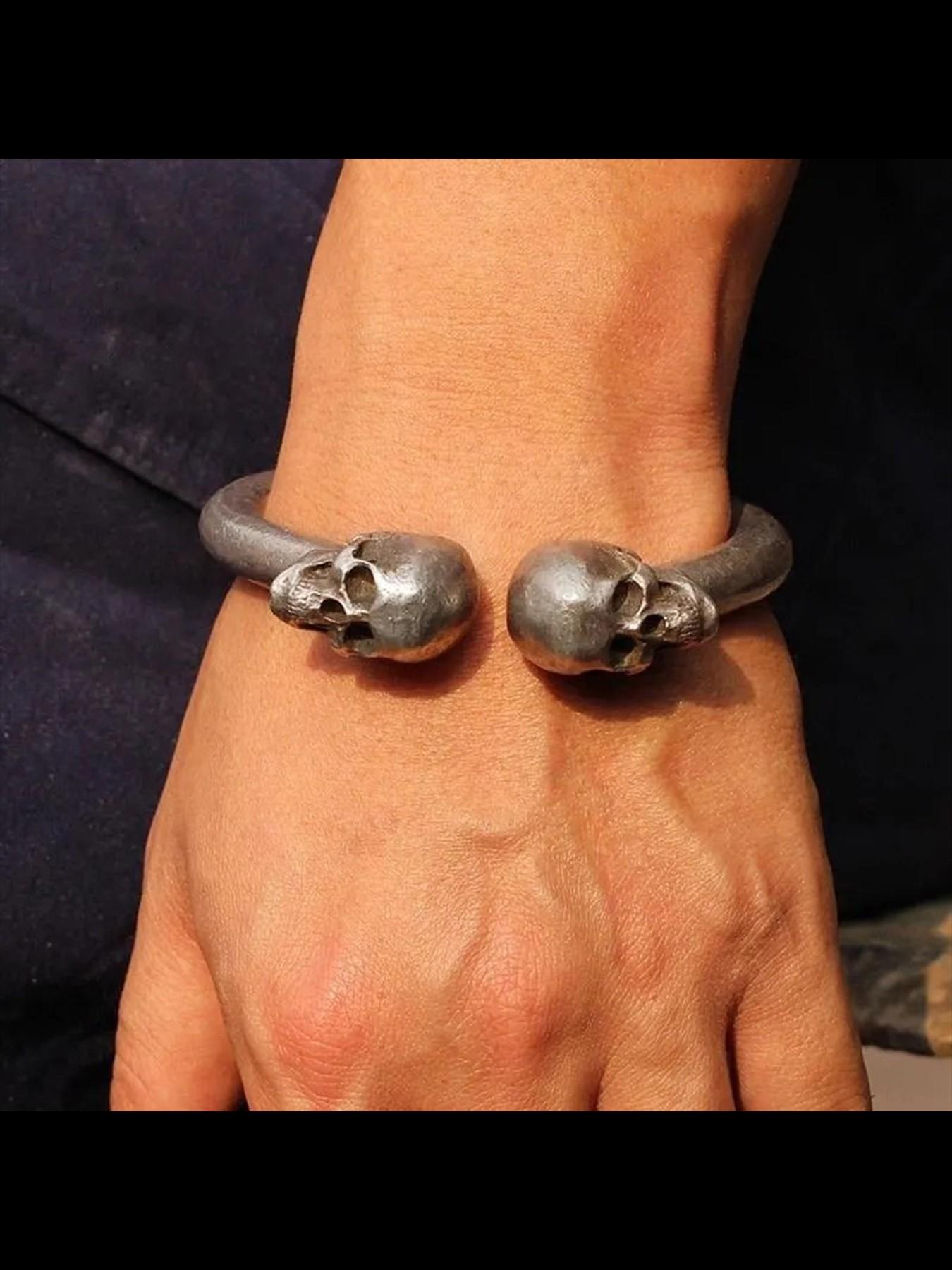 Skull Bone Bracelet, Unique Cool Style, High-End Look, Masculine Ring for Men, Bold Accessory, Fashion Jewelry