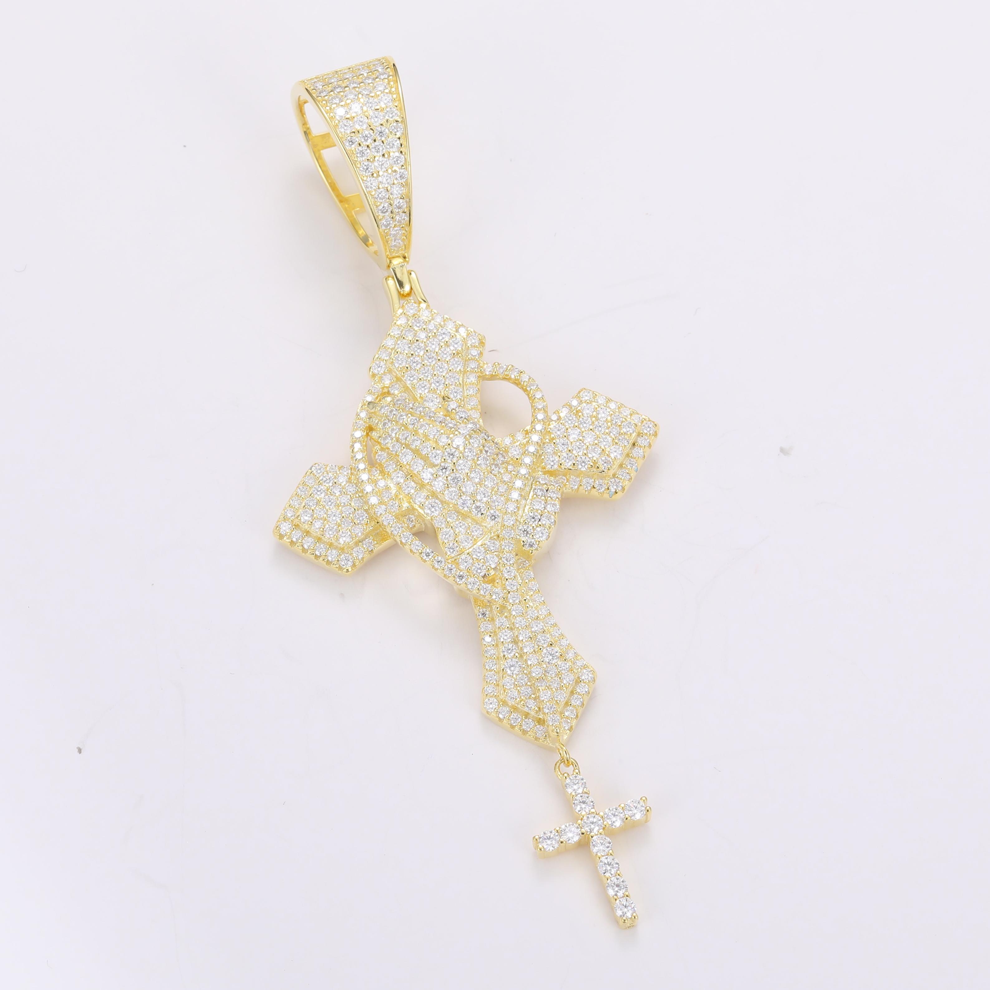 【#P277】UCCIYO Hip Hop Bling D Color Synthetic Moissanite Iced Out Praying Hands Cross Necklaces & Pendants For Men Jewelry 925 Sterling Silver Gifts
