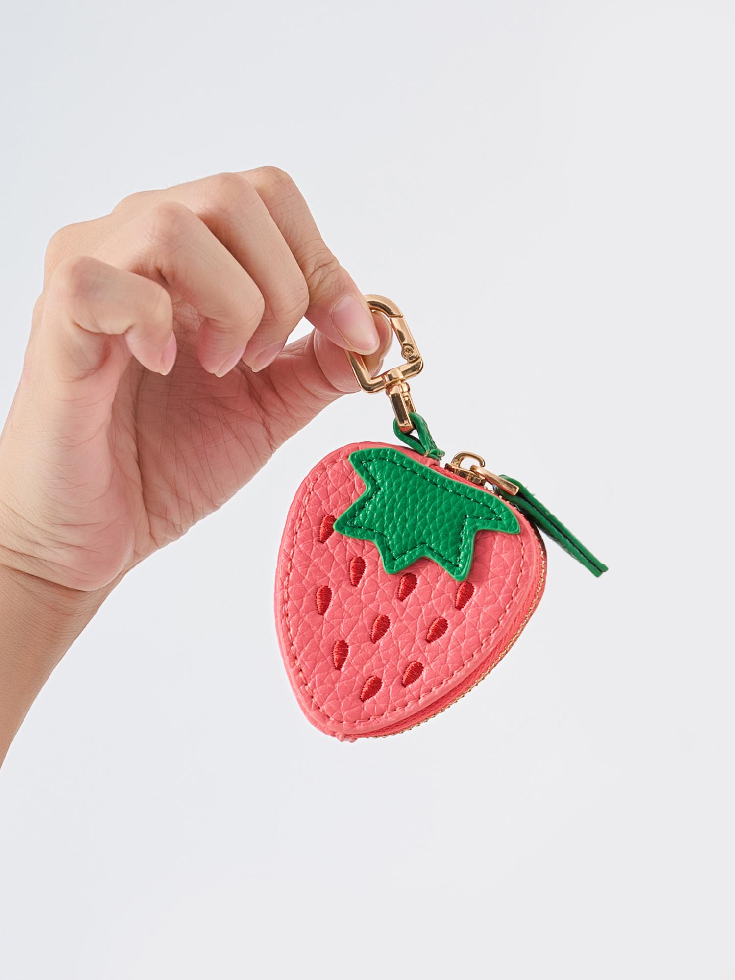 Fruit bag pendant, keychain fruit pendant, Cute Keychain, keychainaccessory, compatible with airine tag wallet, perfect giftfor bags and backpacks, all season casual style, Ideal Gift, Keychain Wristlet