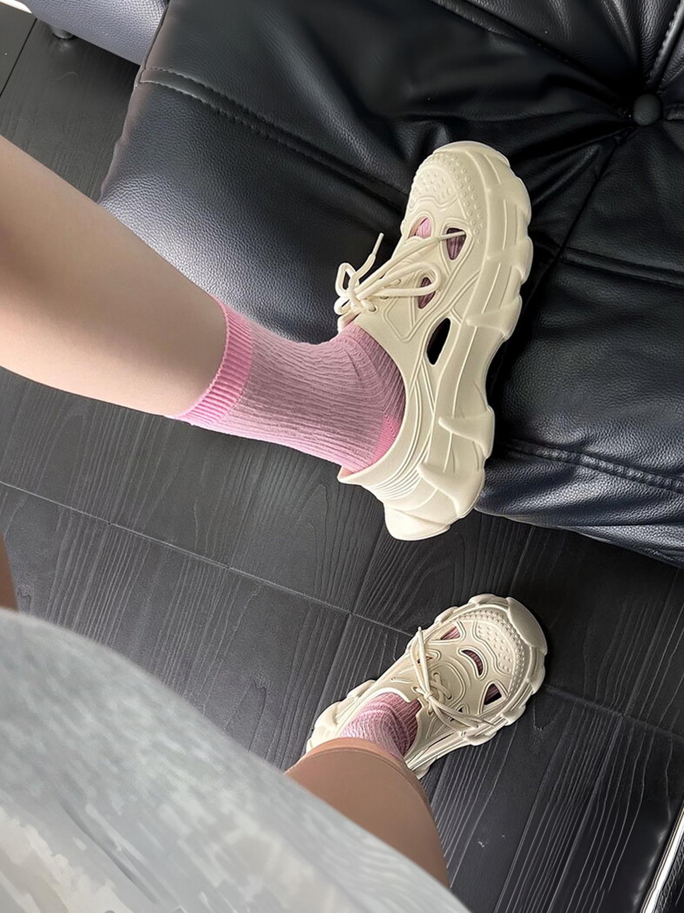 Women's Casual Slip-On Slippers Lightweight Non-Slip Soft Sole Indoor Outdoor Beach Shower Slips Breathable Comfy Flat Summer Shoes for Ladies