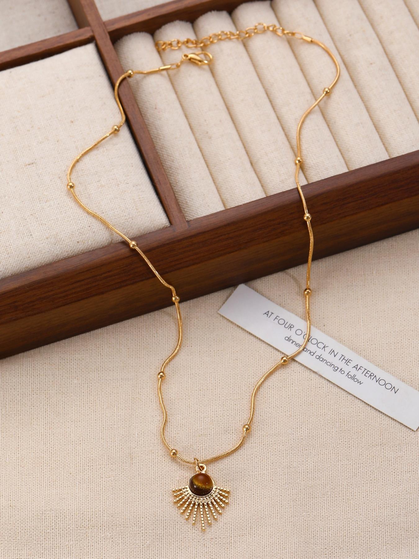 Meleard Tiger Eye Stone Necklace, High-End Unique Shirt Accessory Vintage Pendant Necklace, Suitable for Daily Wear