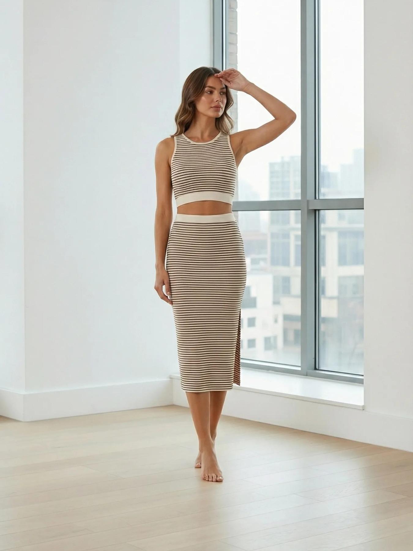 Women's Striped Print Crop Top & Skirt Two-Piece Set, Casual Fashion Cozy Top & Skirt for Daily Outdoor Wear, Ladies Clothes for All Seasons