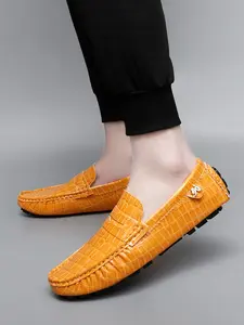 New Men's Loafers Unisex Slip-On Shoes Couple Style Comfortable Flat Shoes Fashion Outdoor Driving Walking Casual Dress Shoes for Parents