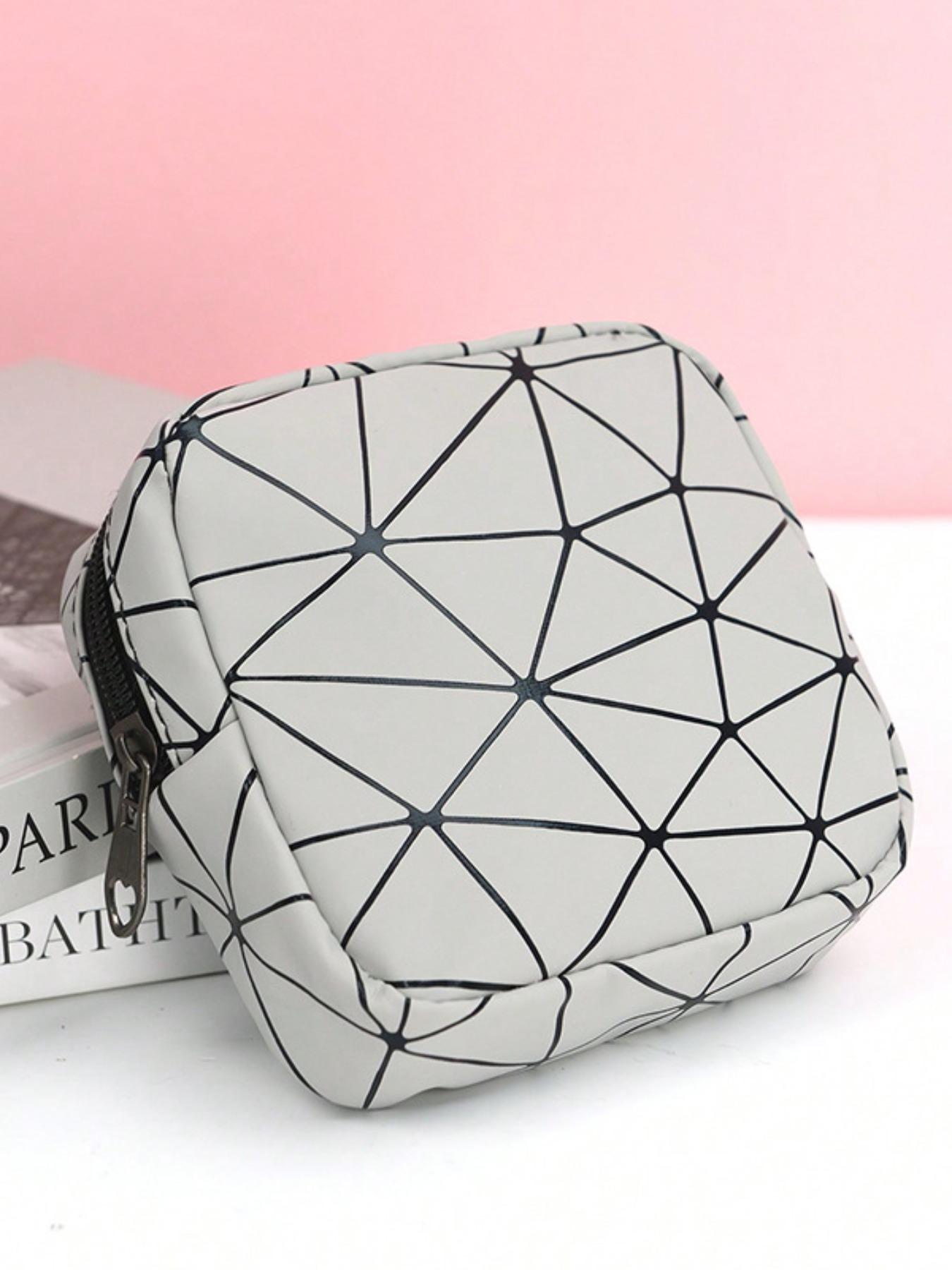 New Hot Selling Period Pants Pack, Portable High-Quality Student Large Capacity Sanitary Napkin Storage Bag, Convenient and Practical