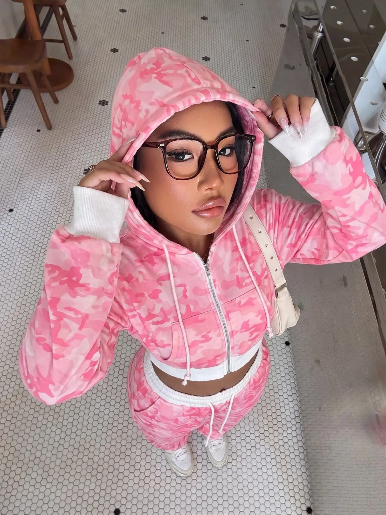 Soft‑Stretch Polyester Y2K/Loungewear/Streetwear Pink Camo Print Cropped Zip‑Up Hoodie Wide Leg Pant Matching Tracksuit 2‑Piece Set, Trendy Colorblock Trim Drawstring Waist, Casual Going‑Out Daily Lounge Co‑Ord For Women, Loose‑Fit Aesthetic Streetwear