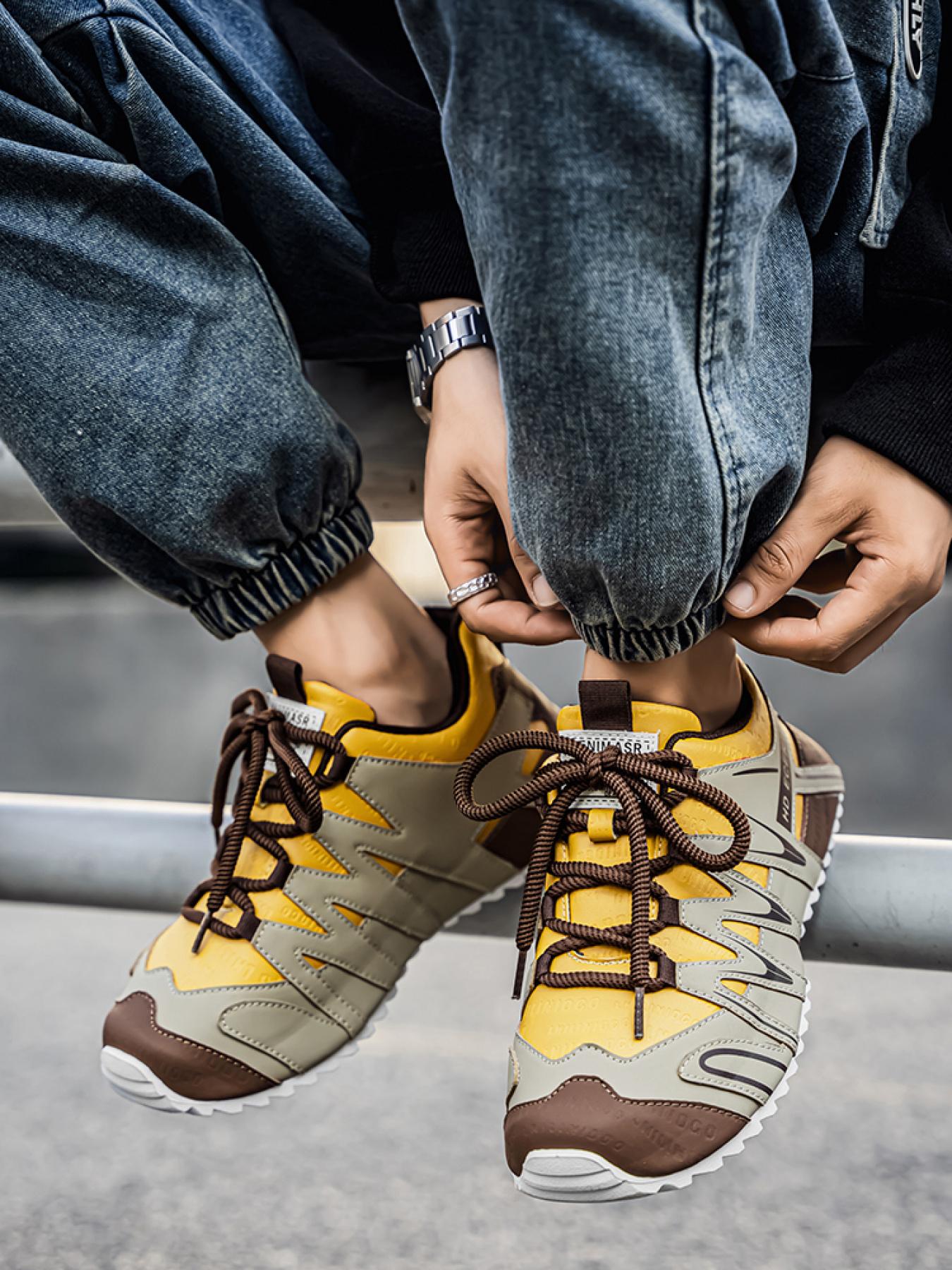 Unisex Black & White Sports Sneakers: Versatile Comfort + Breathable Upper, Daily Commute Casual Shoes