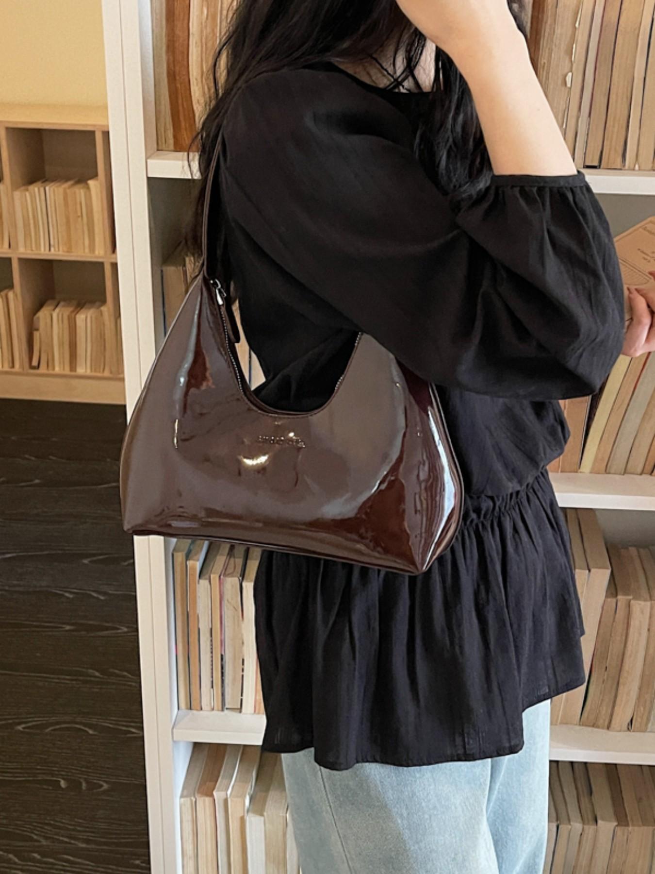 2026 New Fashionable Single Shoulder Bag, Chic Solid Color Retro Glossy Small Square Underarm Bag, Ideal for Commute, Travel, Parties, Shopping, Fashionable Bags