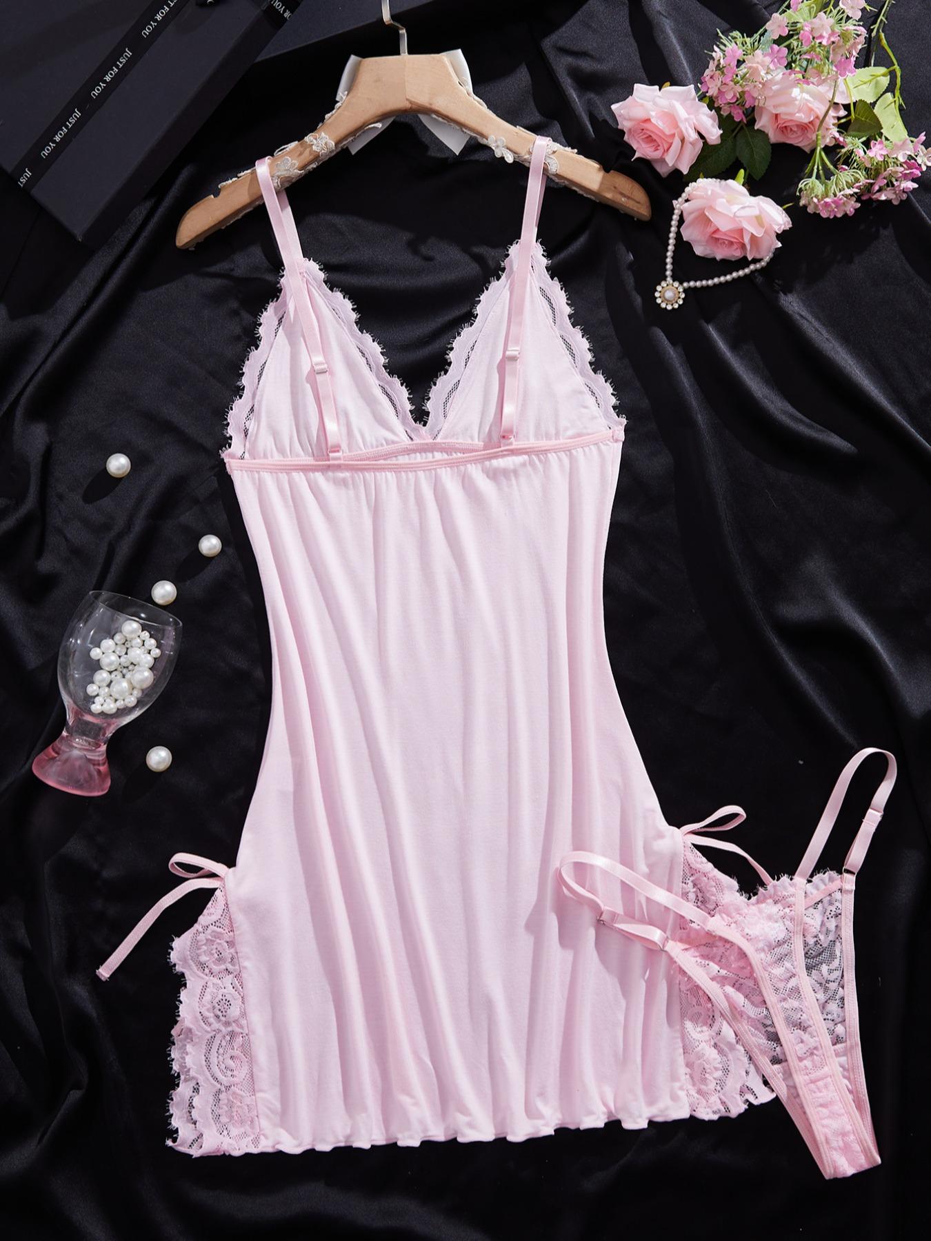 Women's Elegant Lace Deep V Slim Fit Strap Dress Nightwear, Plain Pattern, Fitted Style, Moderate Fabric Thickness, All Seasons Wear