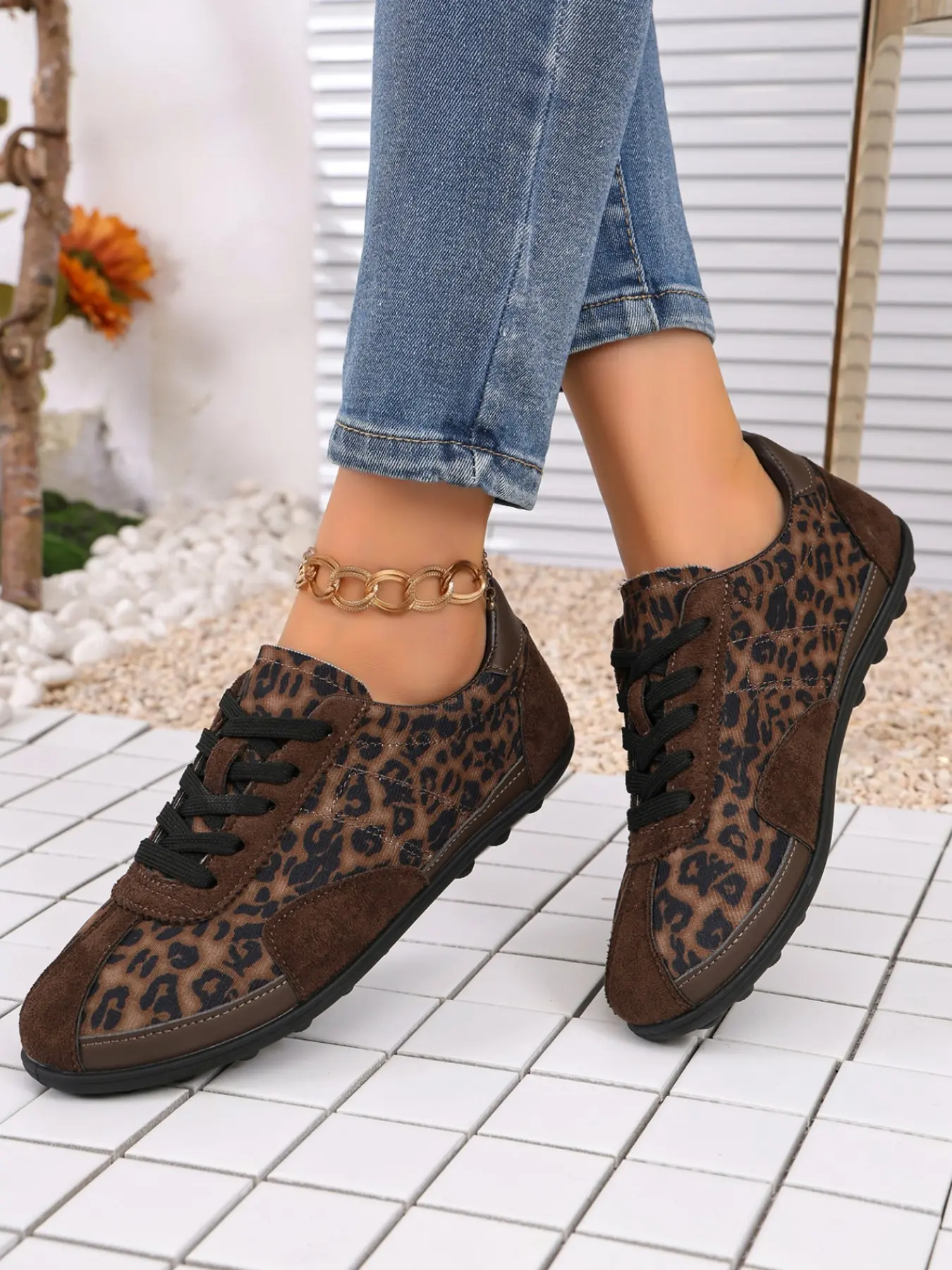 Women's Leopard Print Casual Sneakers, Vintage American Style, Mesh + Suede Combination, Laces, Ideal for Daily Shopping, Outdoor Wear