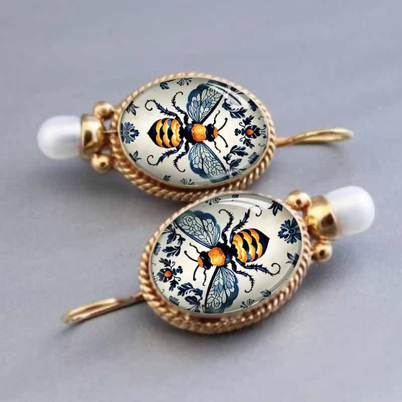 Vintage Bee Illustration Print Earrings, Elegant French European Style All-Match Drop Ear Jewelry for Women