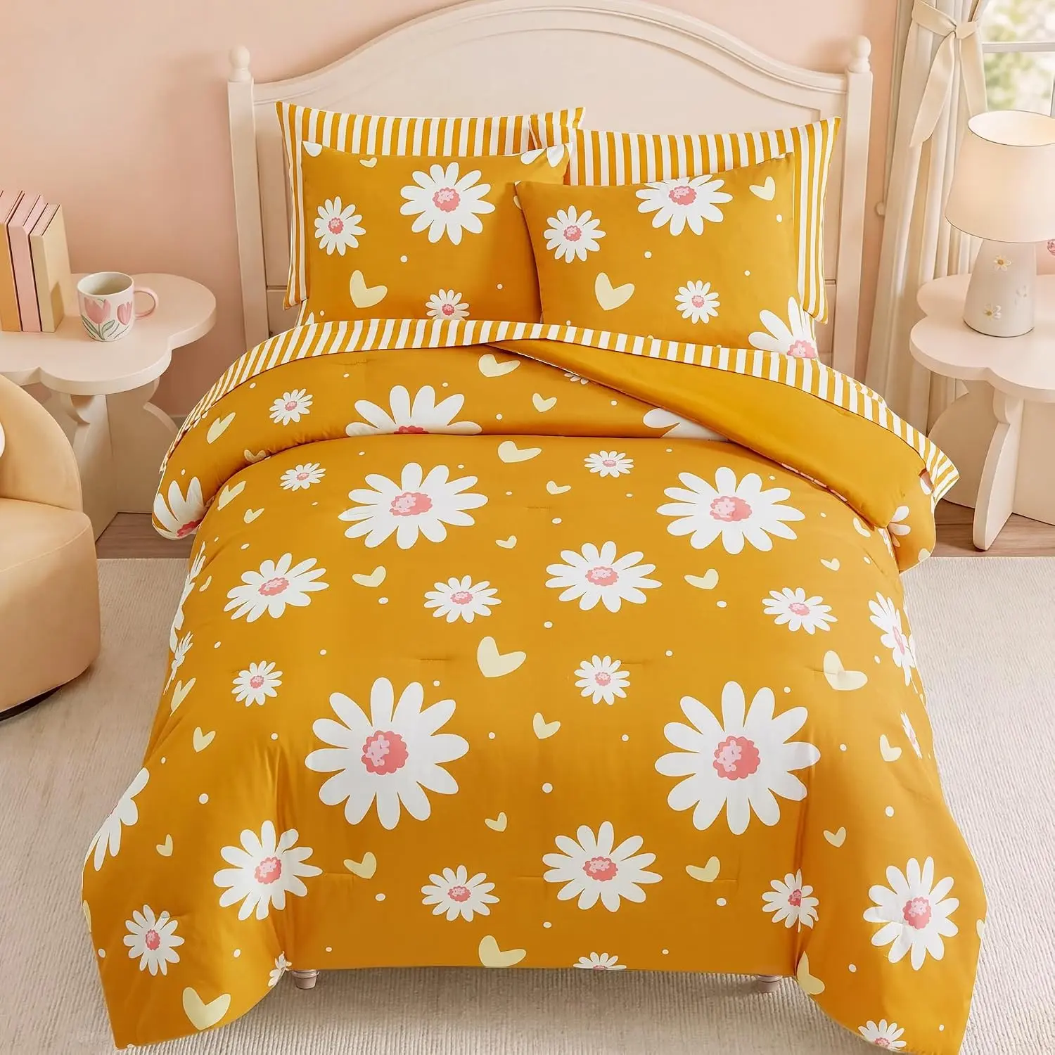 Mustard Yellow Daisy