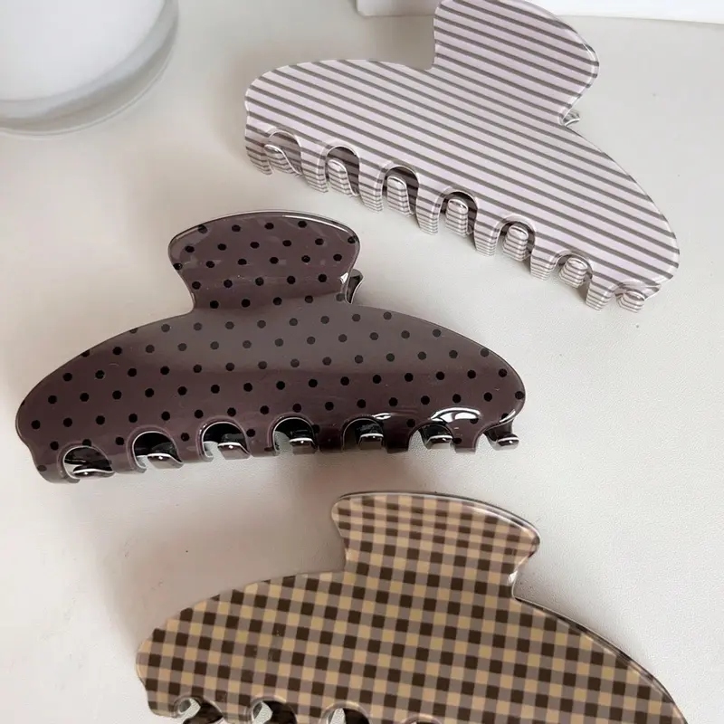3-Piece Retro Polka Dot Plaid Striped Hair Clips, Large High Hold Thick Hair Clips, Daily Fashion Accessories, Suitable for Women and Girls, Hair Claws Set