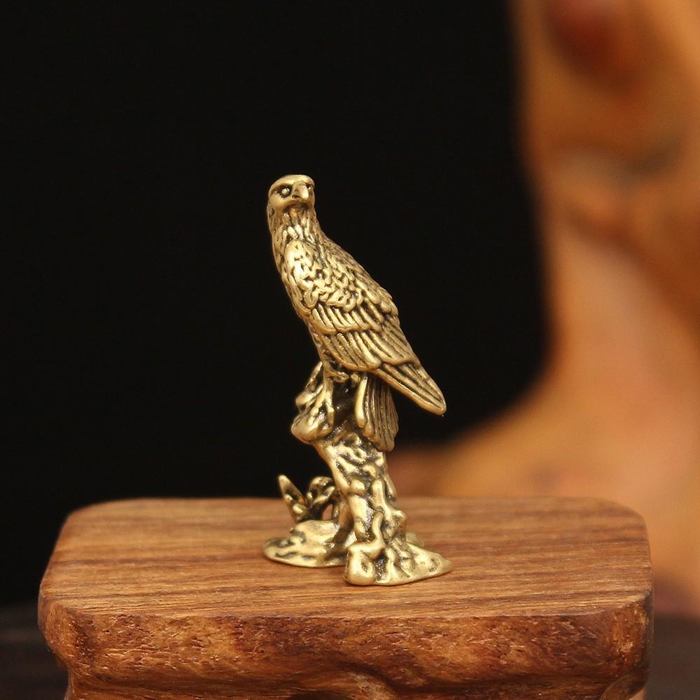 Brass Eagle Sculpture, Metal Mini Statue, Handmade Craftsmanship, Decorative 3D Desktop Ornament, Unique Creative Design