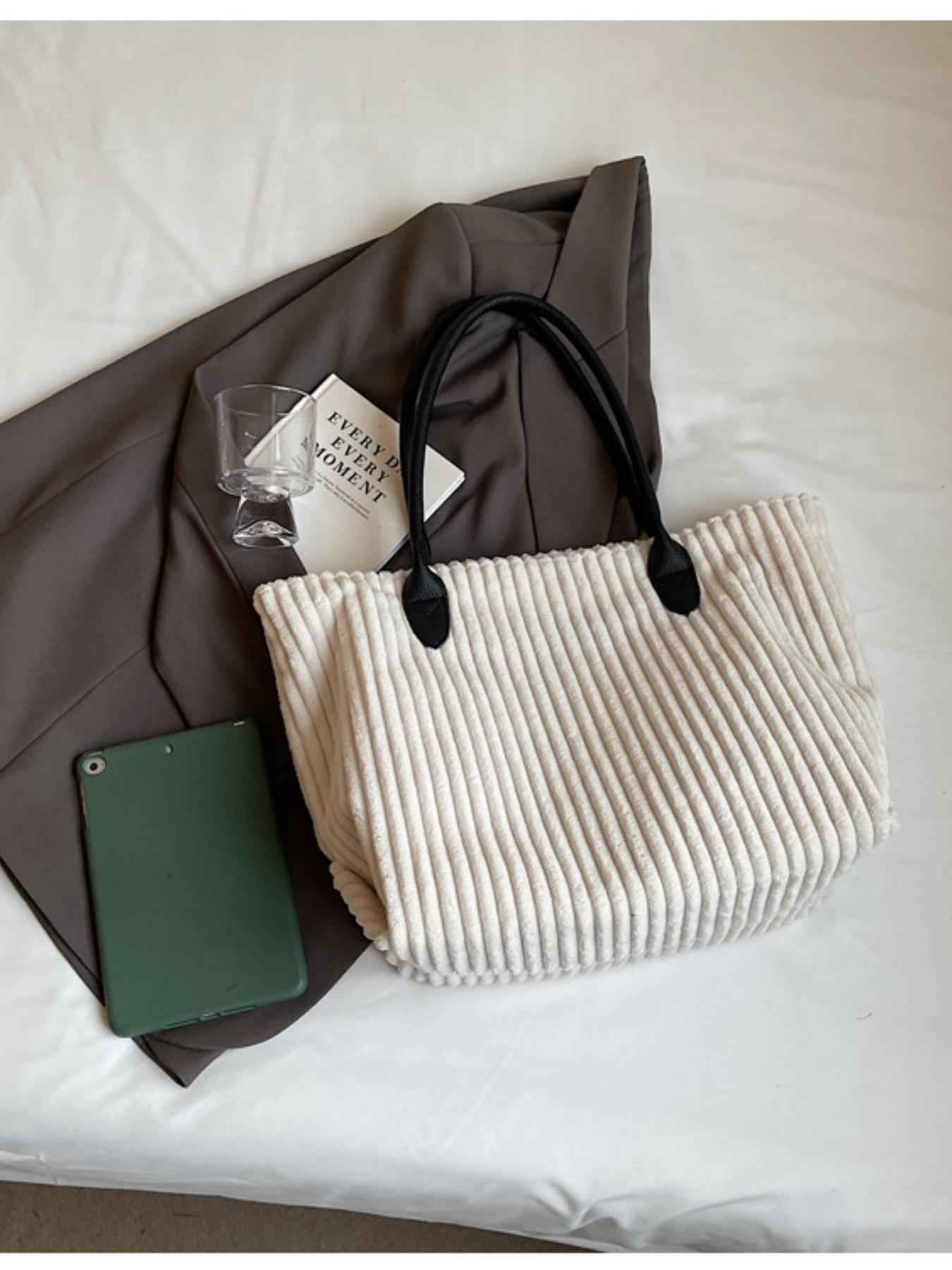 Women's Plush Velvet Crossbody Bag, Perfect for Short Trips and Shopping, Ideal Handbag for Girls, Great Gift Idea