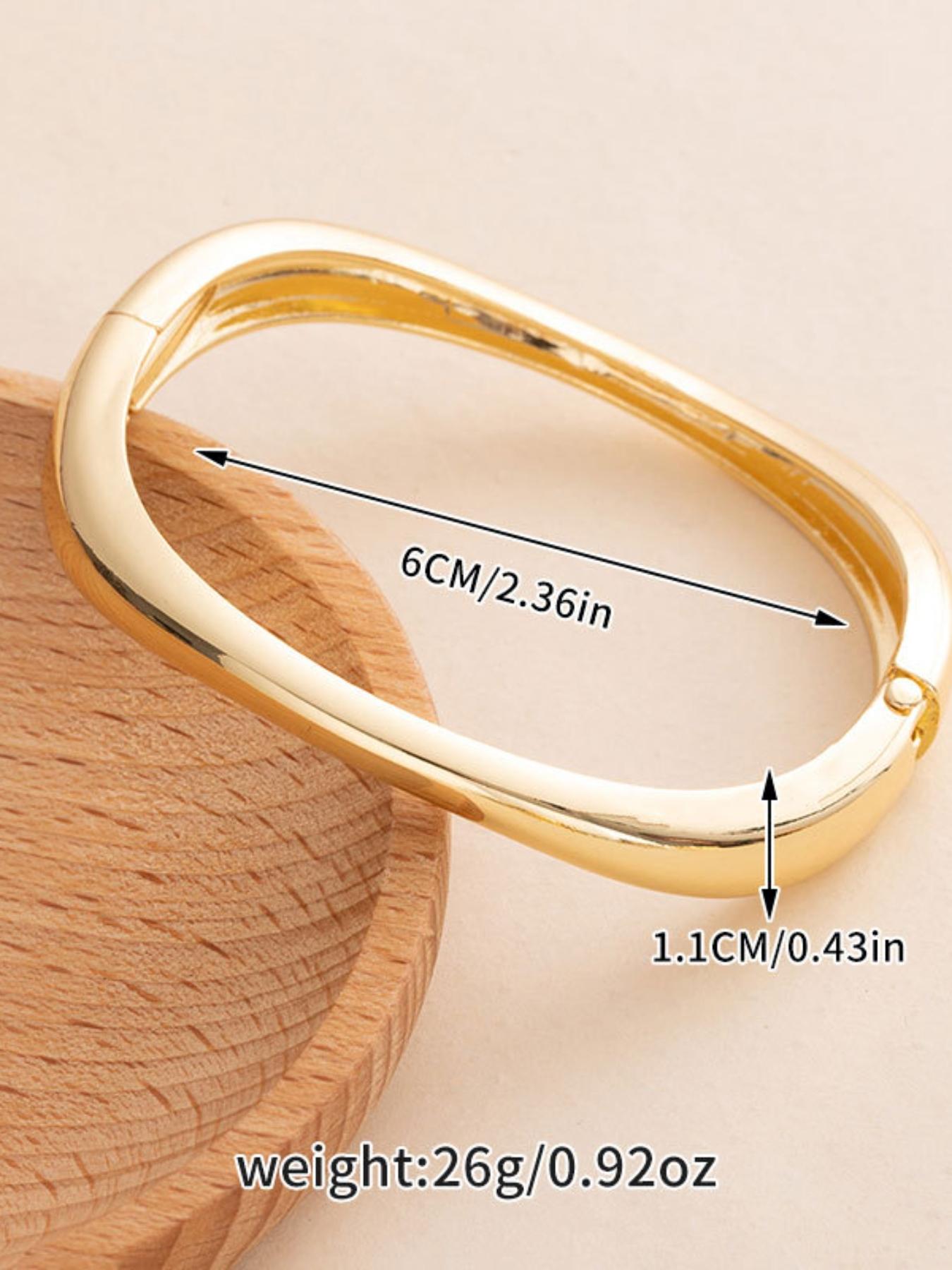 Gold Bangle Bracelet Set for Women, Chunky Gold Cuff Bangle Stackable Bracelets, 6cm Inner Diameter Fits 16-18cm Wrist, Statement Wrist Jewelry for Daily Wear, Perfect Birthday Gift for Her