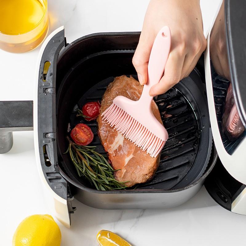 High-Temperature Silicone BBQ Oil Brush, Large Grill Basting Brush, Cooking Tool for Grilling & Baking, Durable Kitchen Utensil