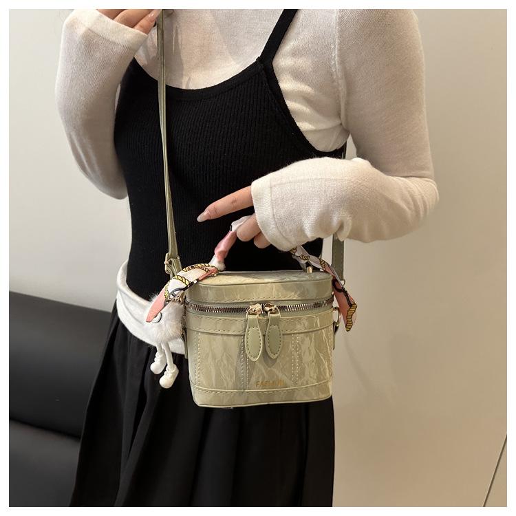 Womens Square Crossbody Shoulder Bag Korean Style Adjustable Plain Purse Cute Lightweight Athletic Small Everyday Casual Messenger Shopping Travel