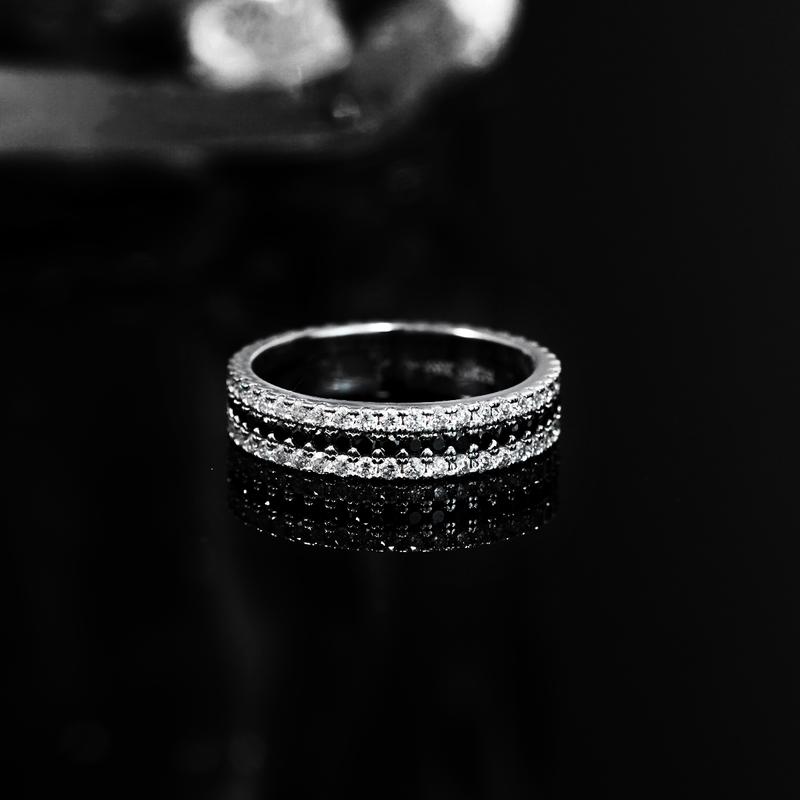 Delzzad Handmade Pave Ring Band Black and White Synthetic Moissanite S925 Christmas Gift