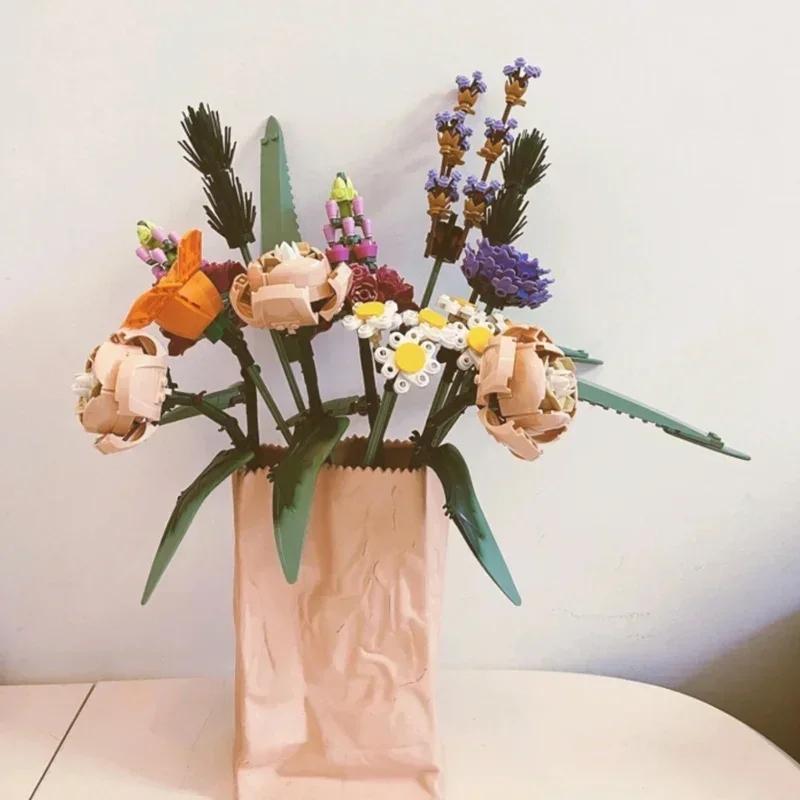 789pcs Pink Rose Bouquet 10374 Building Blocks Sets Red Rose Artificial Flower Bouquet Suitable for Christmas Gifts for Girlfriend Valentine's Day Gifts