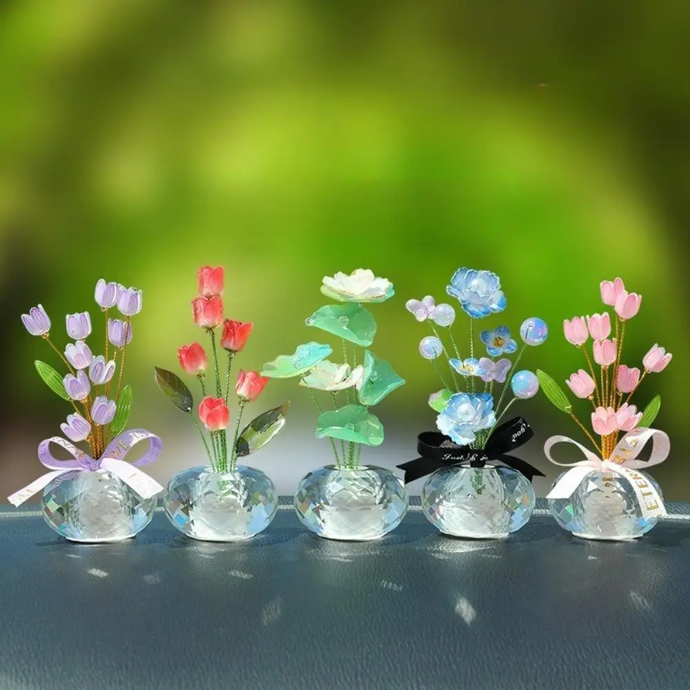 Elegant Crystal Floral Car Ornament - Mini Potted Resin Dashboard Figurine with Sparkle Detail, Pre-Assembled Auto Interior Decor with Non-Slip Base for All Cars, Bag Charm for Luggage & Bags Decorating My Apartment, Car Decorations Interior, Vehicle Deco